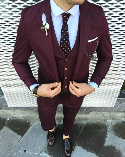 Burgundy 3-Piece Slim Fit Suit – Peak Lapel & Classic 4-Button Waistcoat