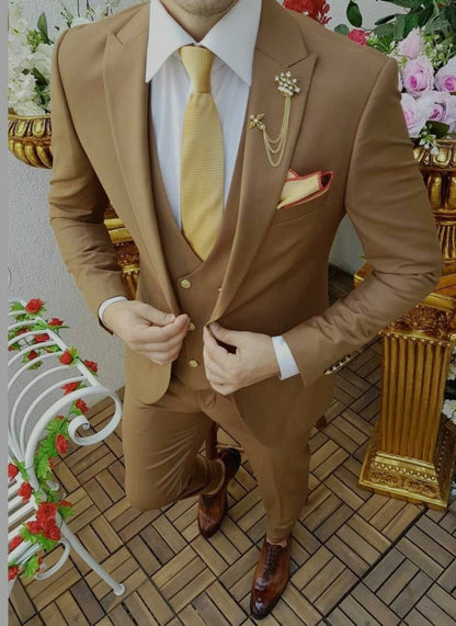 Wood Brown Slim Fit Three-Piece Suit – Redefine Your Style with Timeless Charm